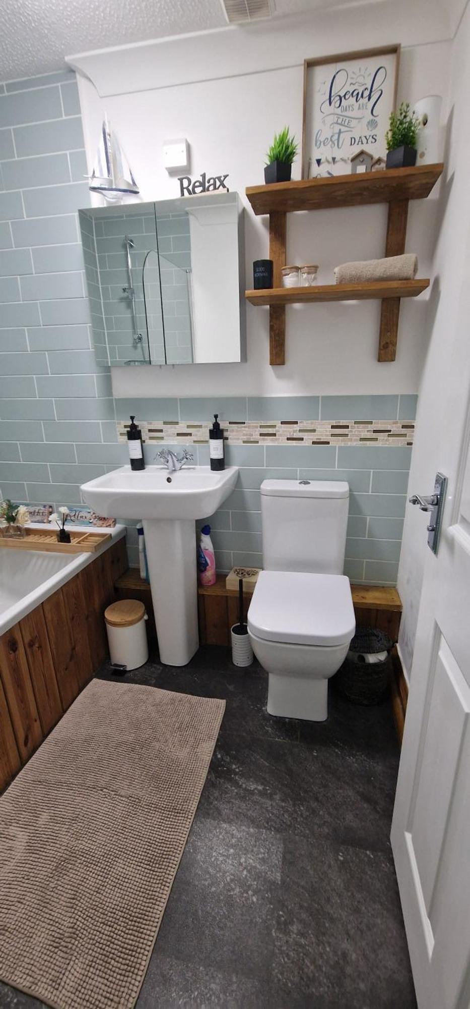 Country Style, 2 Bedroom House, Parking And Superb Location NWI Exterior foto
